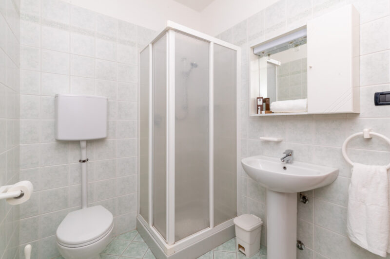 Bagno dell'Appartamento Olivo a Malcesine • Agriturismo Le Dase